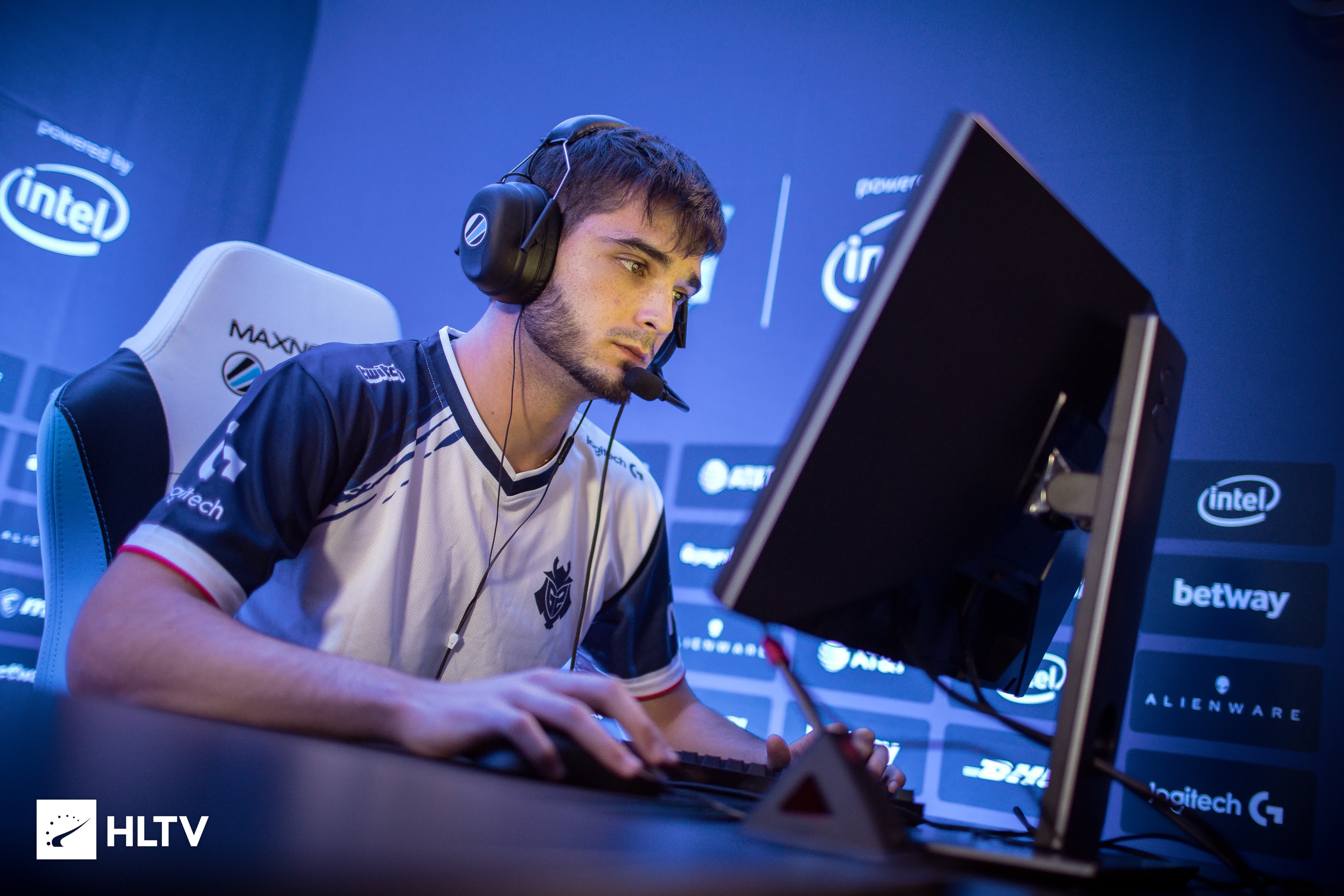 历告诉年轻 历告诉年轻